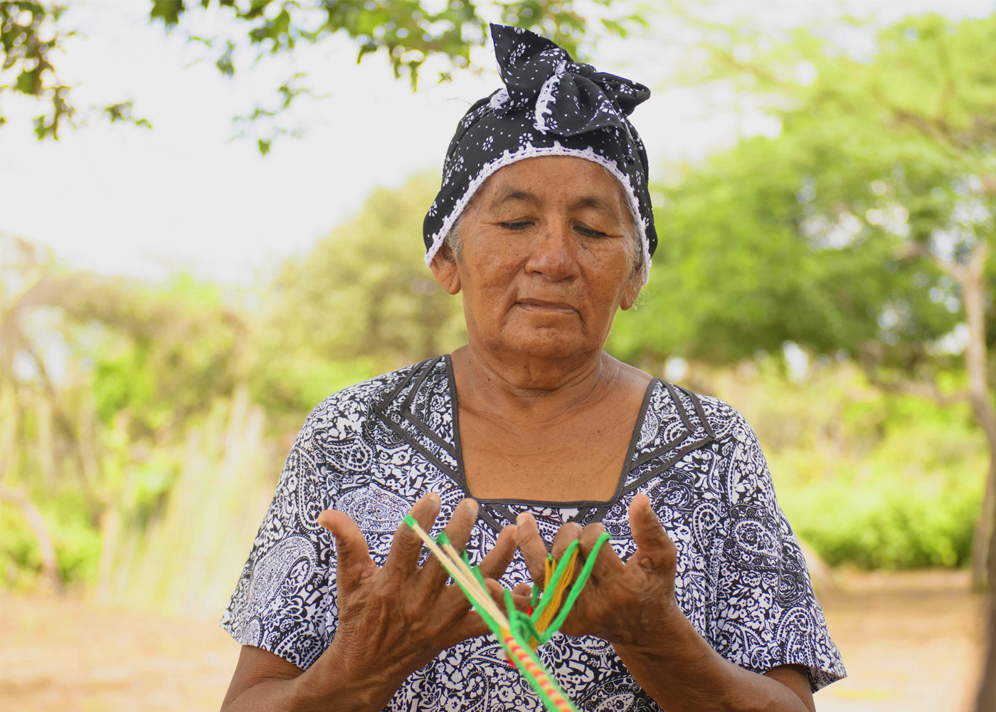 Fortalecimiento de emprendimientos de mujeres indígenas artesanas